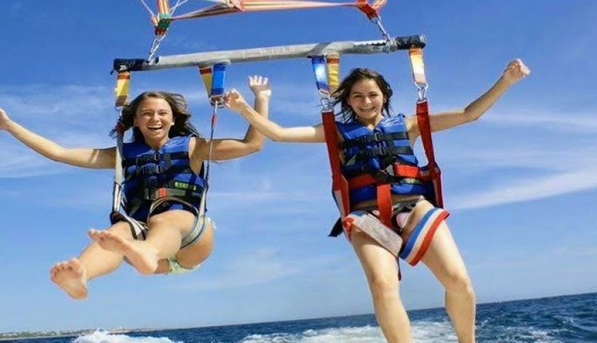 Hurghada: Parasailing Experience